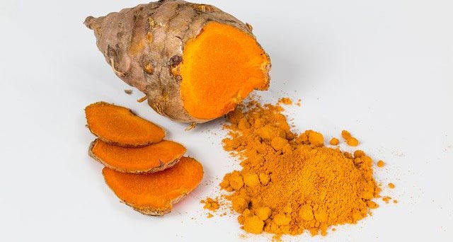 Top 10 Benefits of Turmeric in Hindi