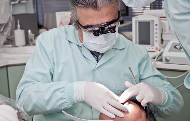 6 Signs You Need Emergency Dental Care