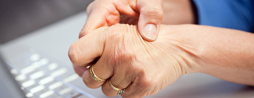 Rheumatoid Arthritis patient A Rheumatoid Arthritis afflicted finger joint.